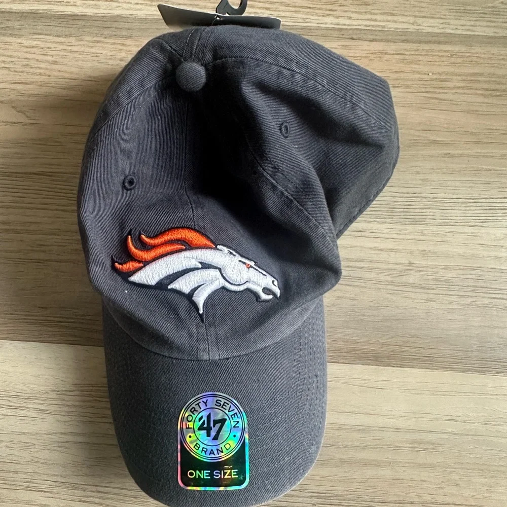 NFL Broncos hat, adjustable NWT - Picture 1 of 7